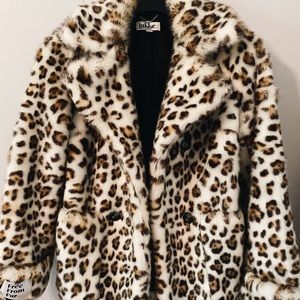 Jakke Faux Fur Coat